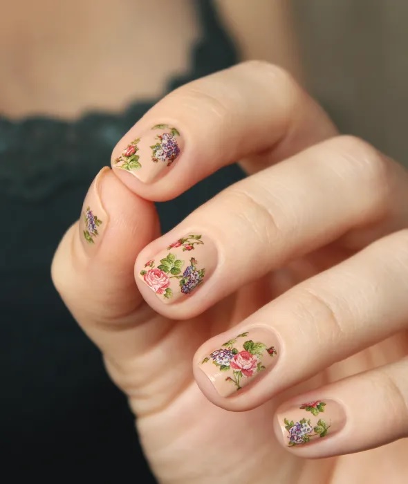 Floral Nails